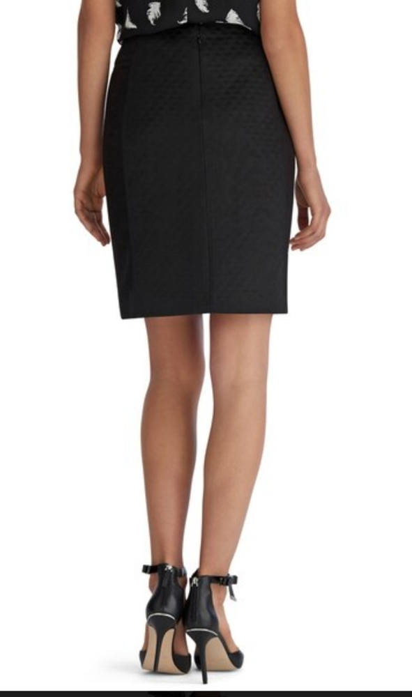 WHBM Black Quilted Matelasse Black Panel Fitted Straight Pencil Skirt - Picture 2 of 8